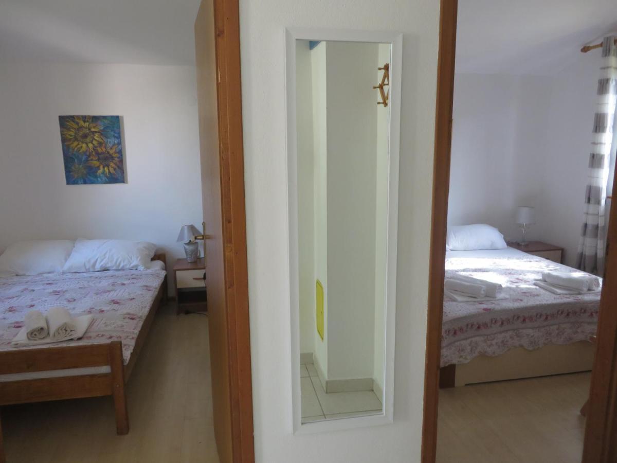 Soline Beach Apartments Biograd Na Moru Luaran gambar